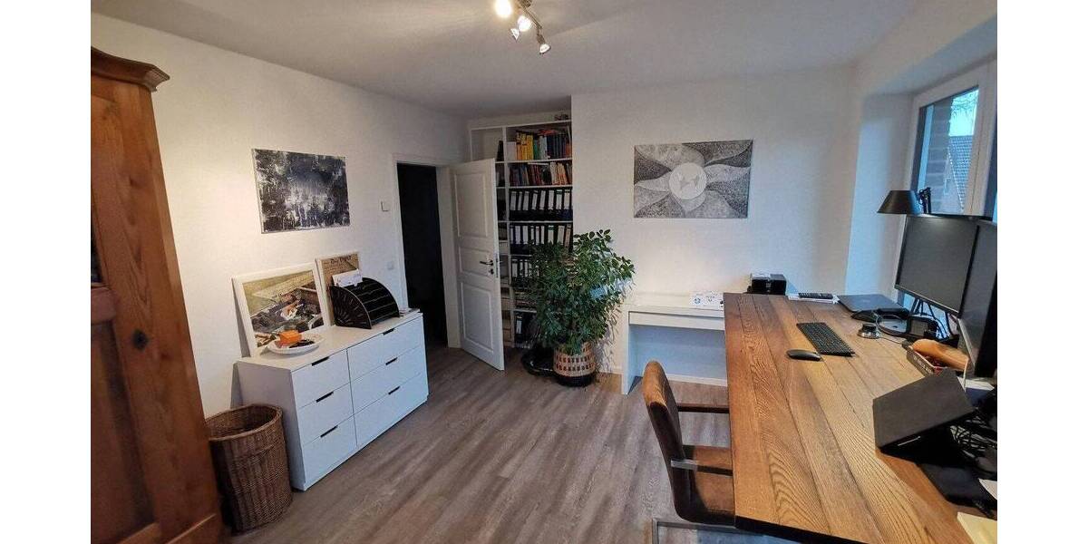 Doppelhaushälfte Tornesch - 5 Zimmer, 130 m&sup2;, 1.975&euro; | Angebot:26929529