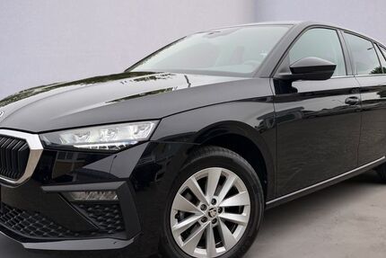 Skoda Scala 16.625 km 22.660 &euro; Bargteheide 22941