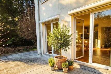 Haus Hamburg Wandsbek - 5 Zimmer, 125 m&sup2;, 2.500&euro; | Angebot:25429726