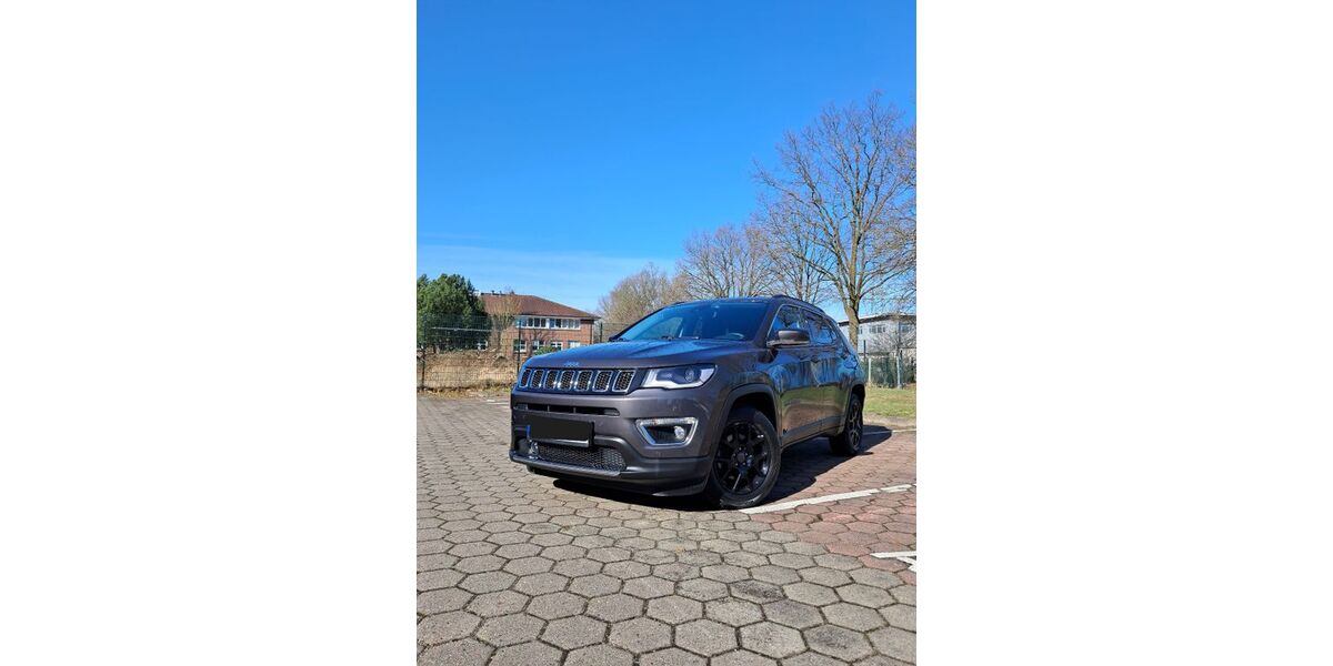 Jeep Compass 44.000 km 19.990 &euro; Norderstedt 22851