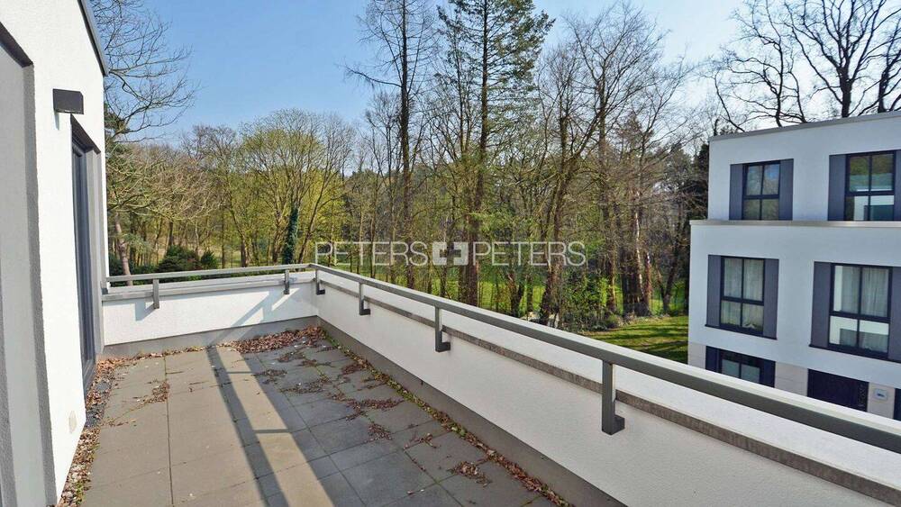 Doppelhaushälfte Hamburg Rissen - 4 Zimmer, 165 m&sup2;, 2.749&euro; | Angebot:26572615