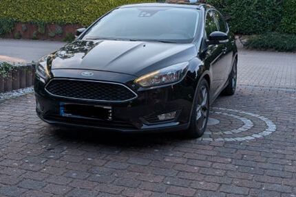 Ford Focus 128.200 km 5.900 &euro; Norderstedt 22844