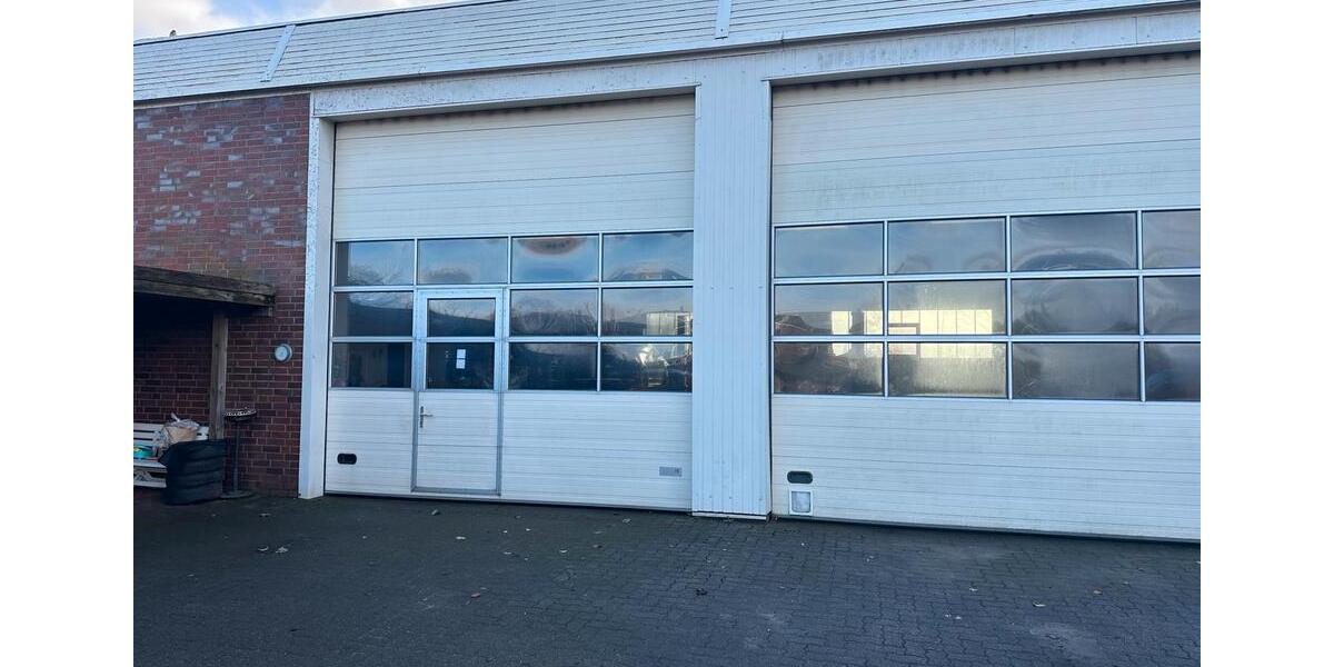 Halle Werkstatt zimmer