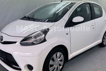 Toyota Aygo (X) 156.845 km 3.777 &euro; Pinneberg 25421