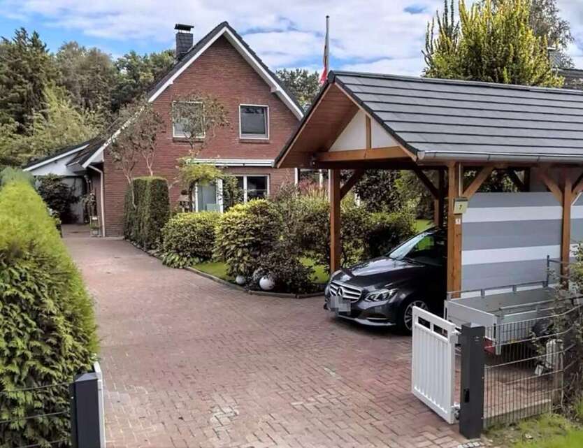 Haus zum Kaufen in Hamburg-Bergstedt 795.000 € 140 m²