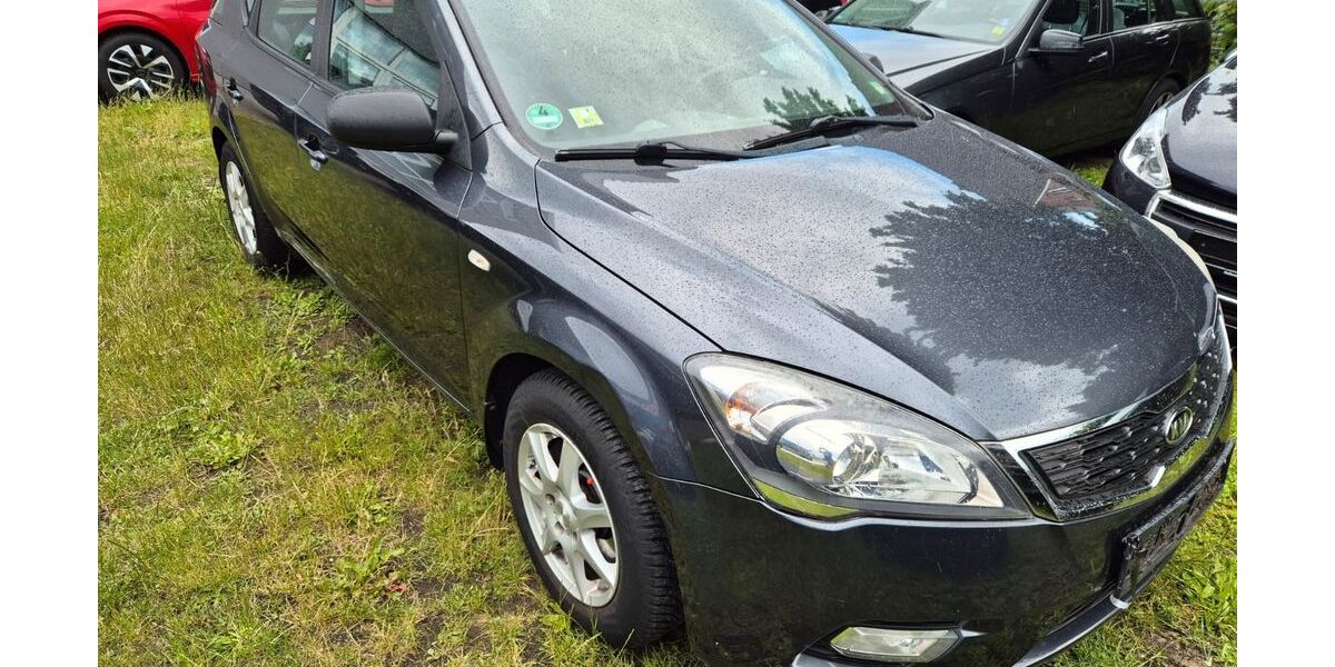 Kia ceed / Ceed 153.000 km 2.490 &euro; Norderstedt / Hamburg 22851
