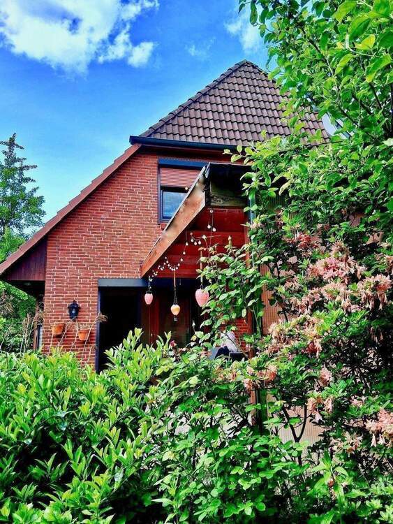 über 300 m2 WflNfl. - xxl Landhaus für 2 Familien oder große Familie - FREI - 2 x 5 Zimmer - Kamin - Sauna - riesiger Keller -