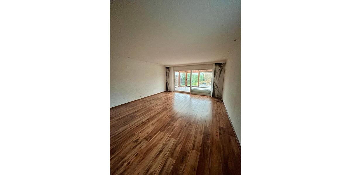 Erdgeschoßwohnung Halstenbek - 3 Zimmer, 108 m&sup2;, 1.450&euro; | Angebot:25419611