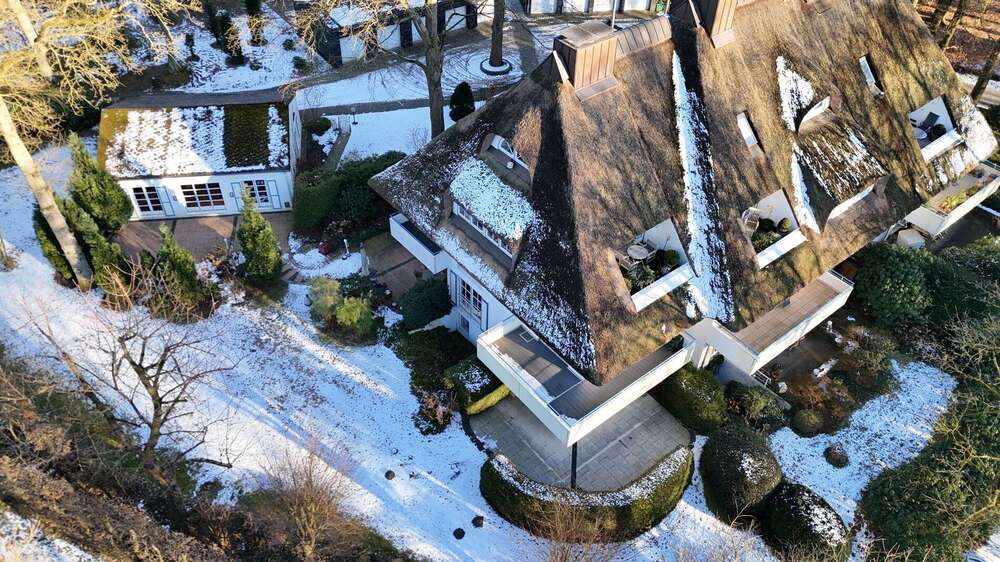 Wohnung zum Kaufen in Hamburg Poppenbüttel 1.390.000 € 285 m² 5 zimmer