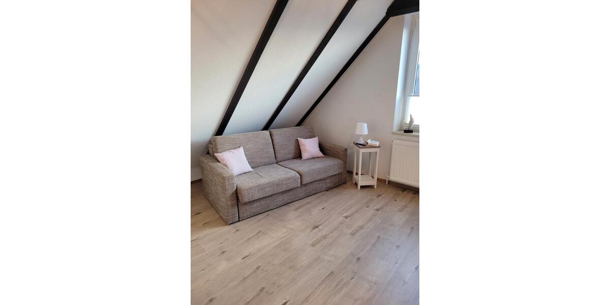 Dachgeschoßwohnung Hamburg Schnelsen - 2 Zimmer, 37 m&sup2;, 139.900&euro; | Angebot:26100479