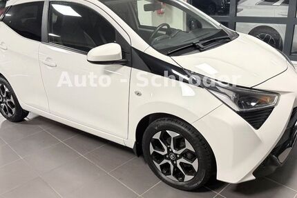 Toyota Aygo (X) 26.785 km 10.790 &euro; Geesthacht 21502