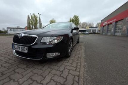 Skoda Superb 203.000 km 10.000 &euro; Winsen 21423