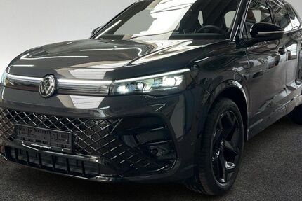 VW Tiguan 13.858 km 51.885 &euro; Hamburg 22761