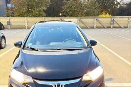 Honda Jazz 156.000 km 8.000 € Hamburg 21149