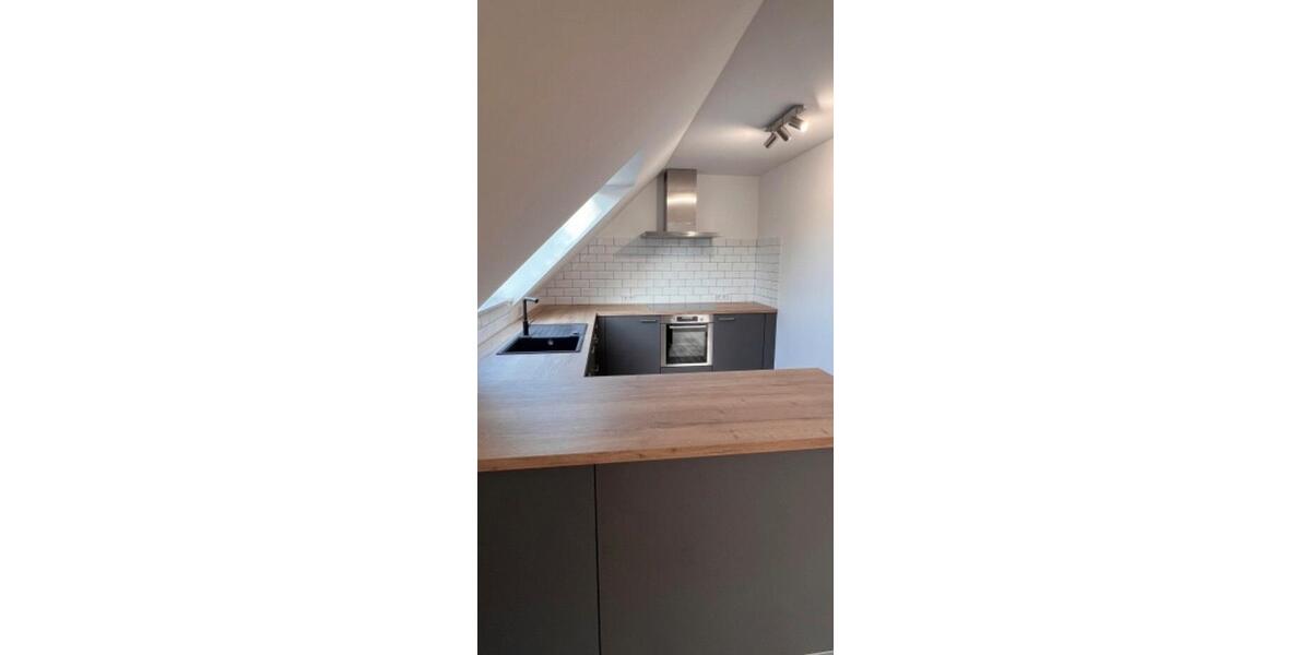 Dachgeschoßwohnung Hamburg Niendorf - 2 Zimmer, 92 m&sup2;, 1.660&euro; | Angebot:24700356