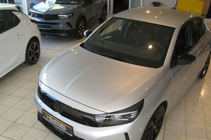 Opel Corsa 12.897 km 17.290 &euro; Barsbüttel 22885
