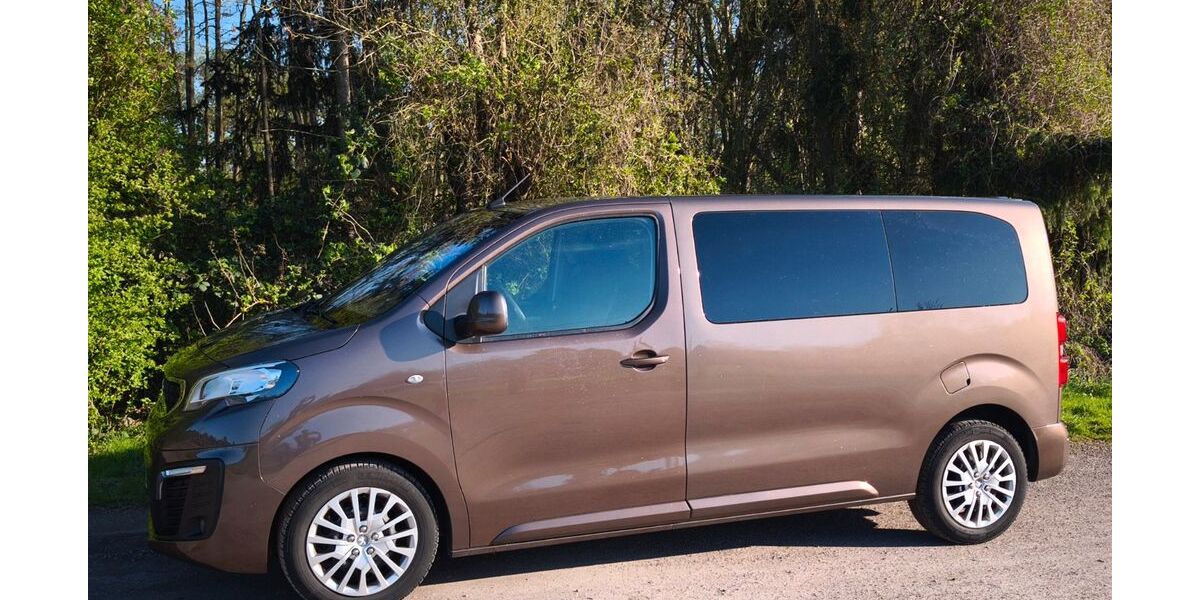 Peugeot Traveller 136.000 km 21.900 &euro; Hamburg 22149