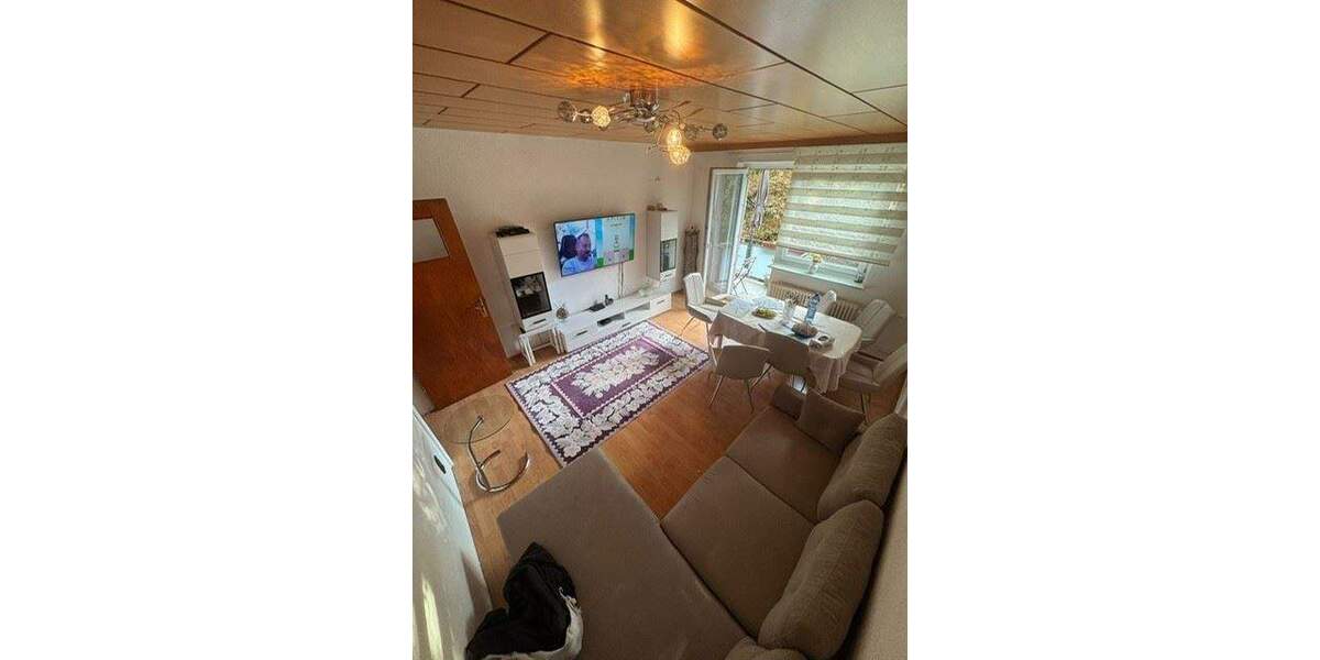 Modernisiert, zentral, klein aber mein 3 zimmer