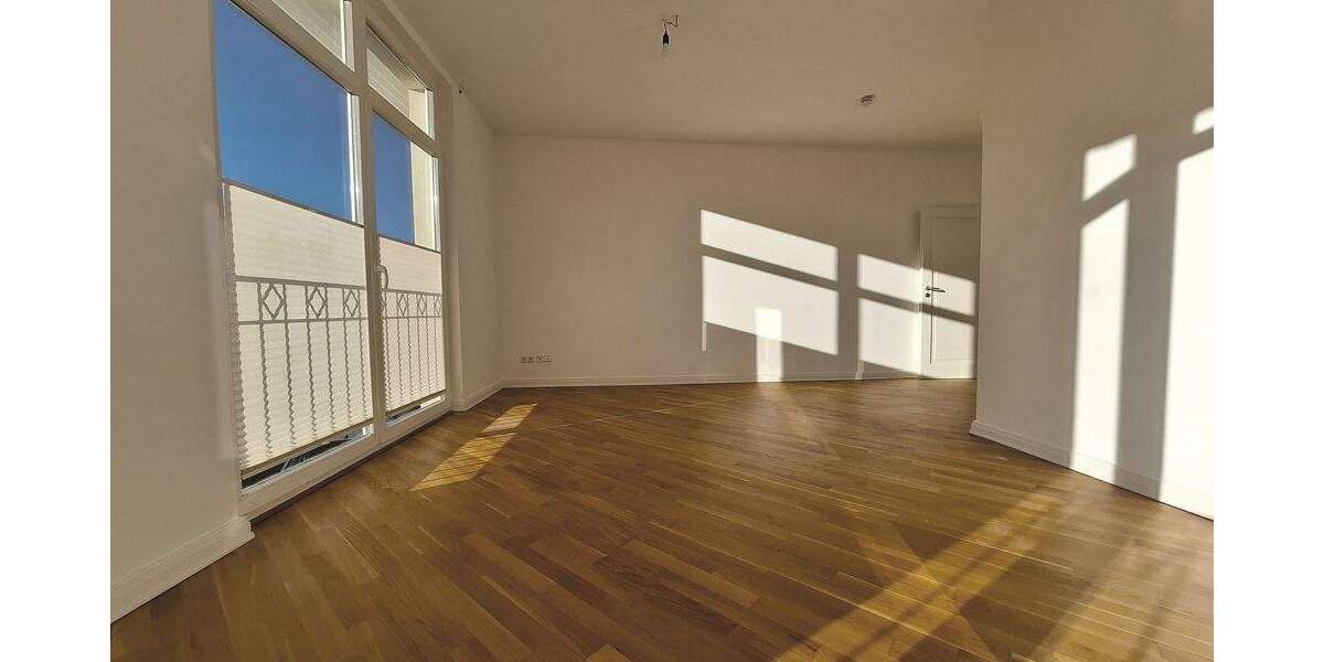 Genau richtig für Ihre kleine Familie oder für eine Zweier-WG der Generation 50 plus! 4 zimmer