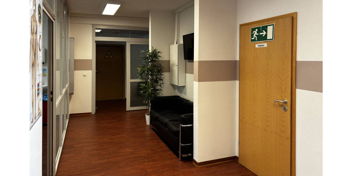 Gewerbeobjekt Hamburg Hoheluft-Ost - 6 Zimmer, 173 m&sup2;, 3.475&euro; | Angebot:26515201
