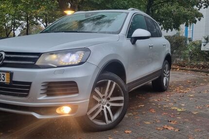 VW Touareg 346.984 km 9.800 € Hamburg 21147