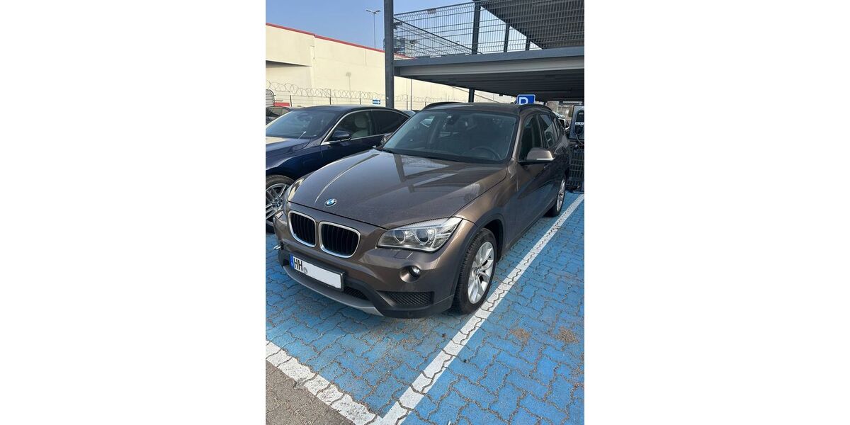 BMW X1 201.000 km 9.900 &euro; Hamburg 22041