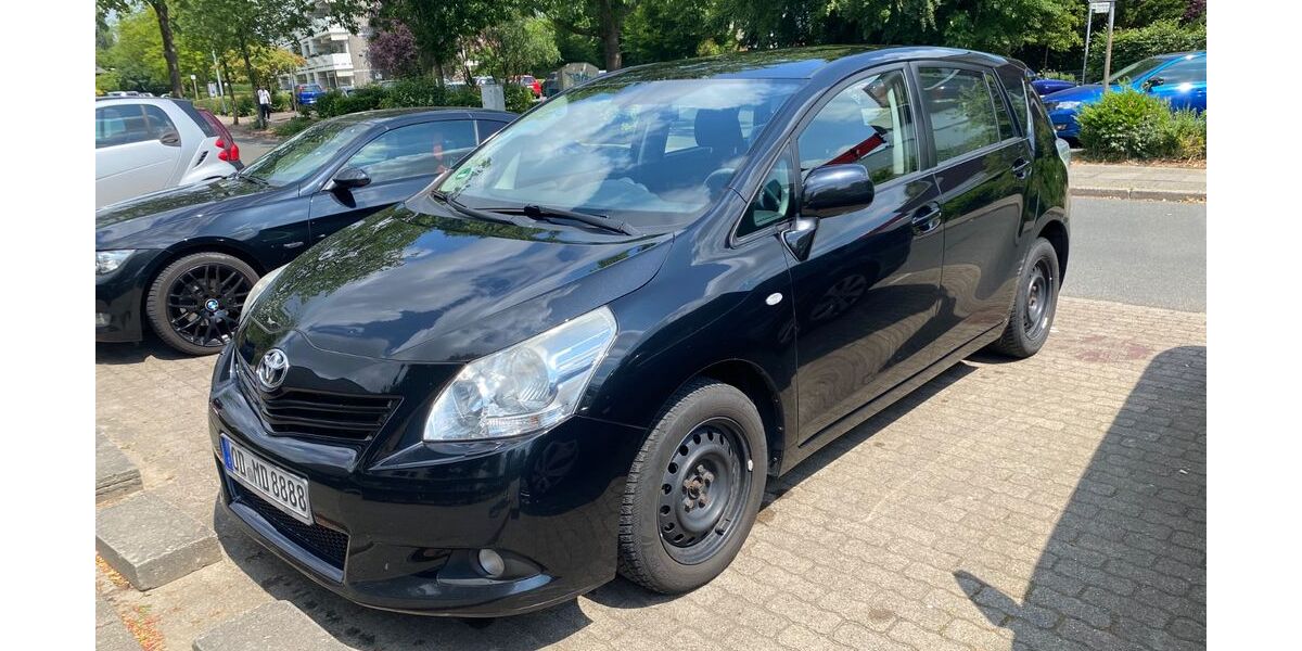 Toyota Verso 178.000 km 6.500 &euro; Bargteheide 22941