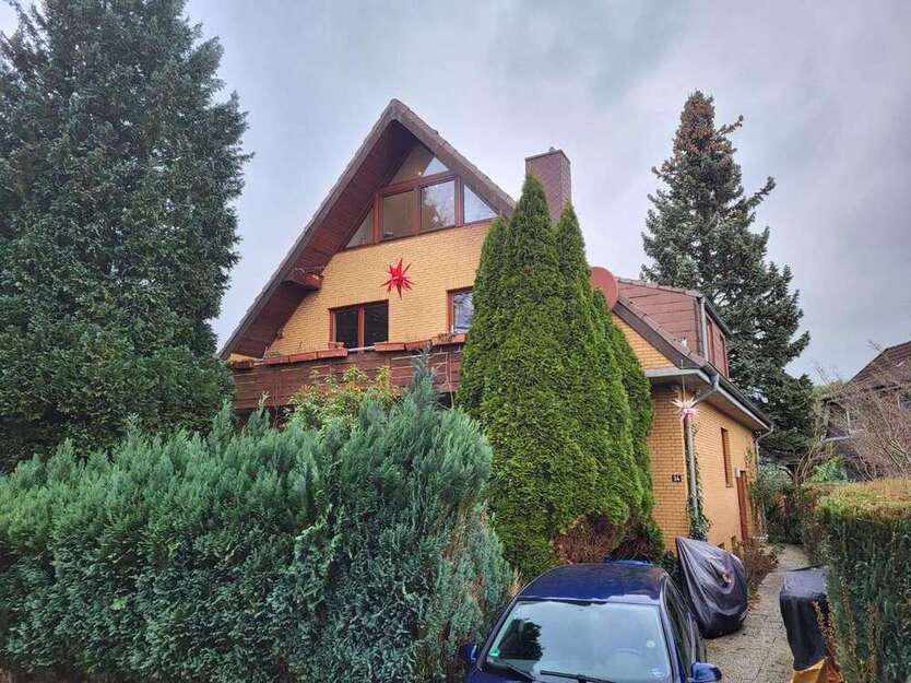 Haus zum Kaufen in Hamburg 699.999 € 226 m²