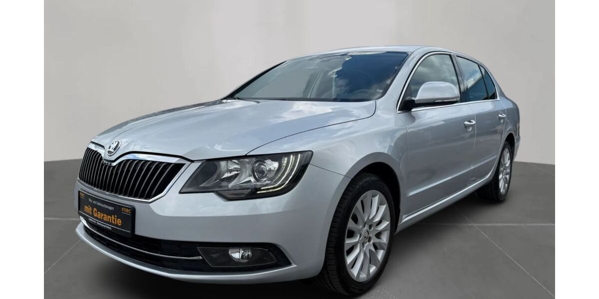 Skoda Superb 58.000 km 12.990 &euro; Hamburg 20539