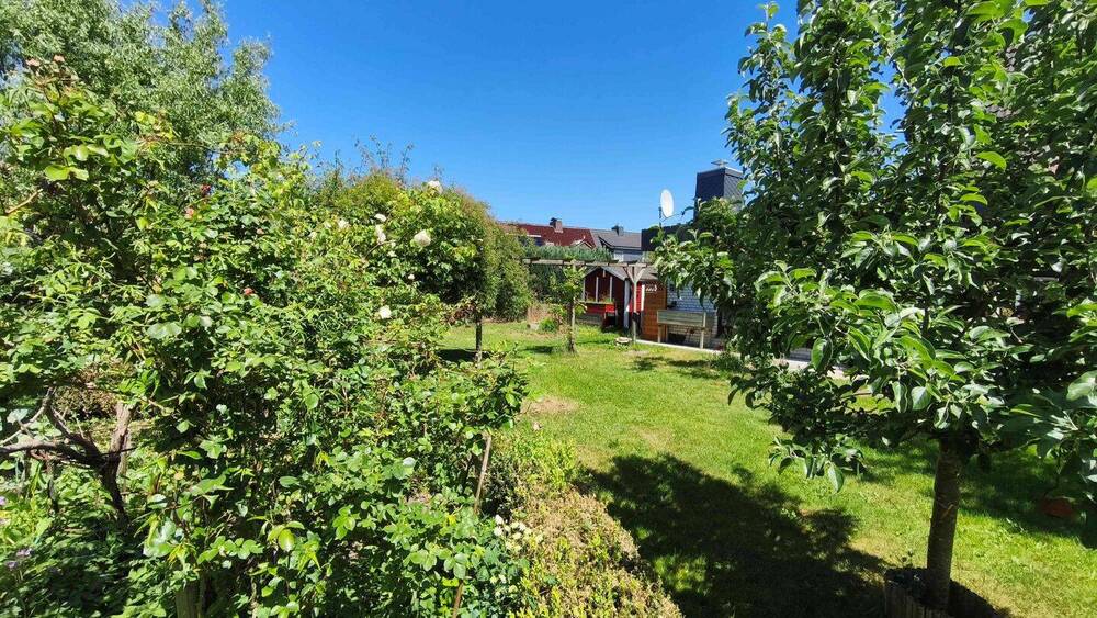 Mehrfamilienhaus, Wohnhaus Uetersen - 6 Zimmer, 140 m&sup2;, 349.000&euro; | Angebot:26798881