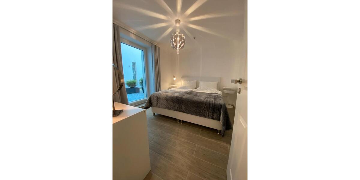 Erdgeschoßwohnung Hamburg Eppendorf - 3 Zimmer, 65 m&sup2;, 2.950&euro; | Angebot:26282108