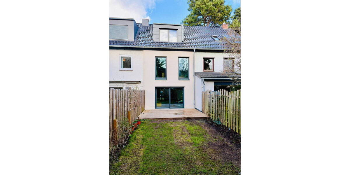 Reihenmittelhaus Hamburg Lokstedt - 4 Zimmer, 100 m&sup2;, 670.000&euro; | Angebot:26128175