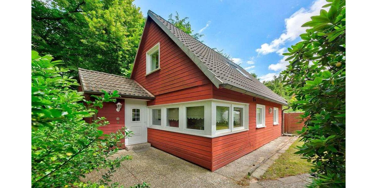 Grundstück mit positiven Vorbescheid für 6 Wohneinheiten zimmer