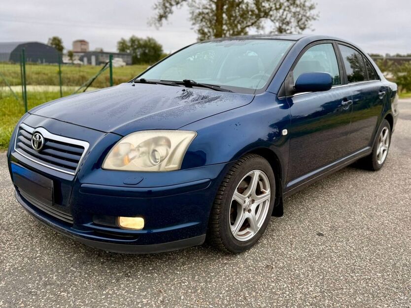 Toyota Avensis 229.500 km 3.150 € Hamburg 20537
