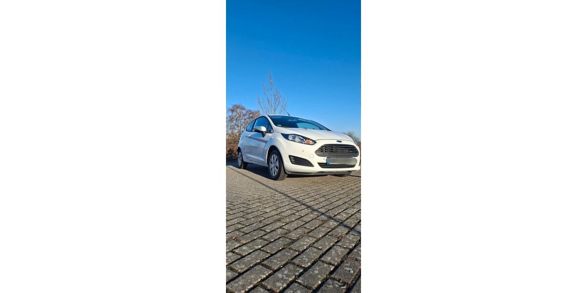 Ford Fiesta 142.000 km 4.750 &euro; Reinbek 21465