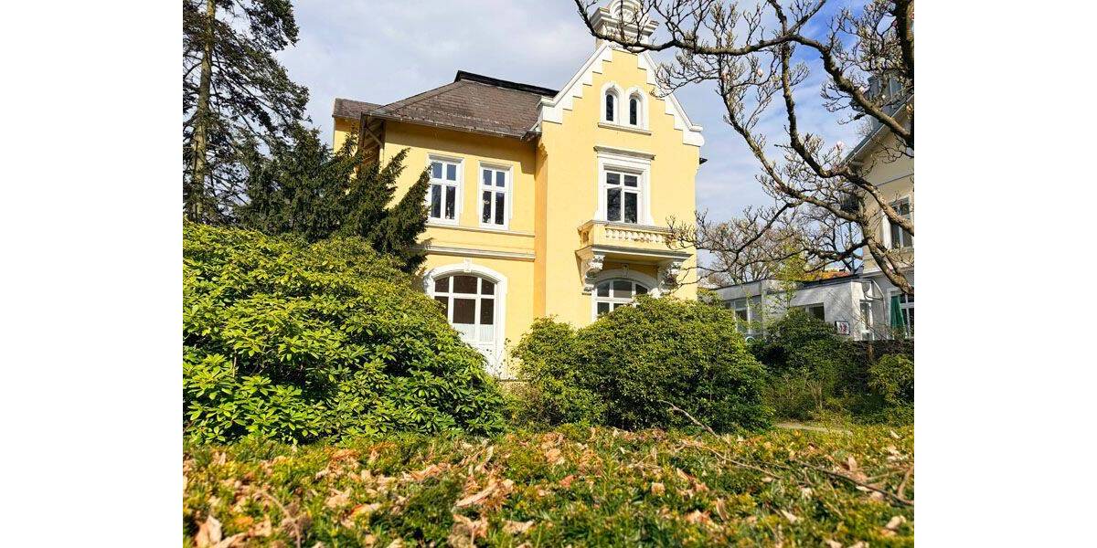 Etagenwohnung Reinbek - 4 Zimmer, 140 m&sup2;, 1.800&euro; | Angebot:26904183