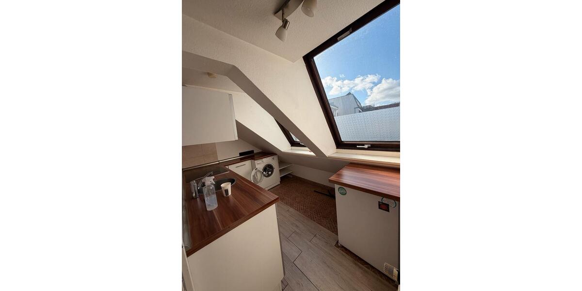 Dachgeschoßwohnung Hamburg Altona-Nord - 2 Zimmer, 65 m&sup2;, 1.400&euro; | Angebot:26007587