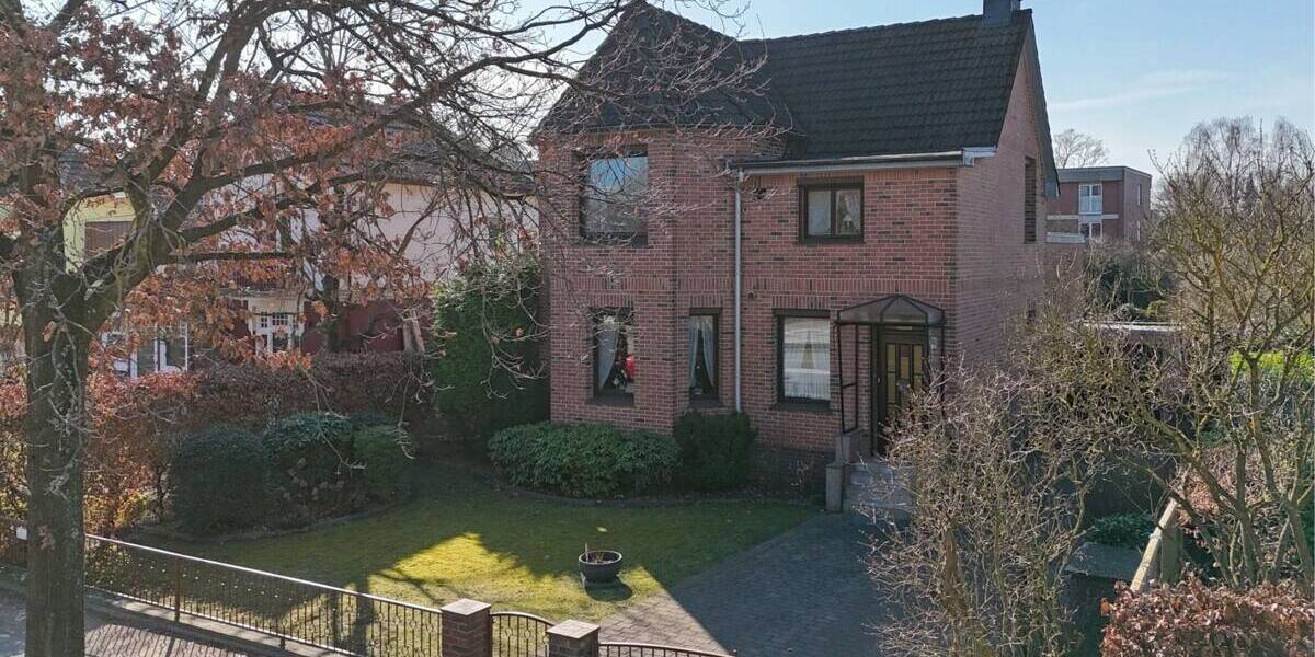 Einfamilienhaus Hamburg Schnelsen - 5 Zimmer, 143 m&sup2;, 649.000&euro; | Angebot:26028997