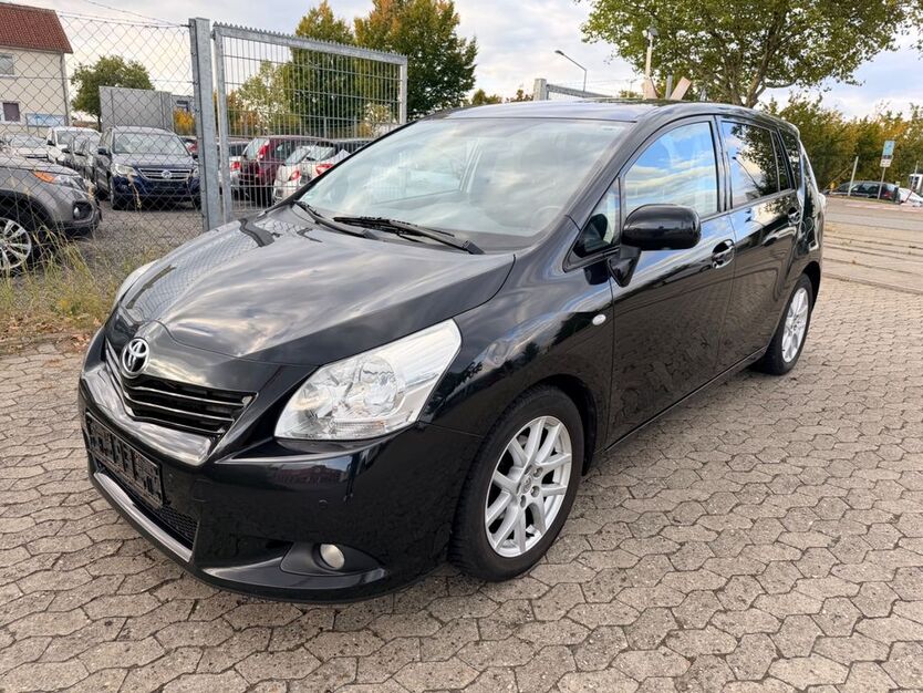 Toyota Verso 159.000 km 8.350 € Buxtehude 21614