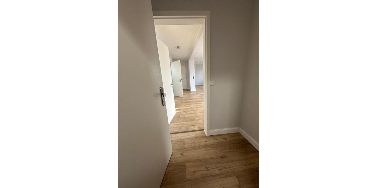 Einfamilienhaus Schenefeld - 3 Zimmer, 73 m&sup2;, 1.690&euro; | Angebot:26039310