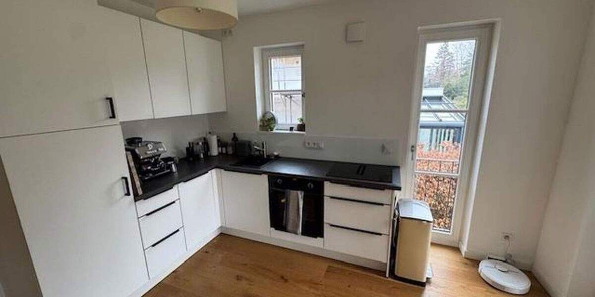 Etagenwohnung Hamburg Blankenese - 2 Zimmer, 67 m&sup2;, 1.665&euro; | Angebot:25896704