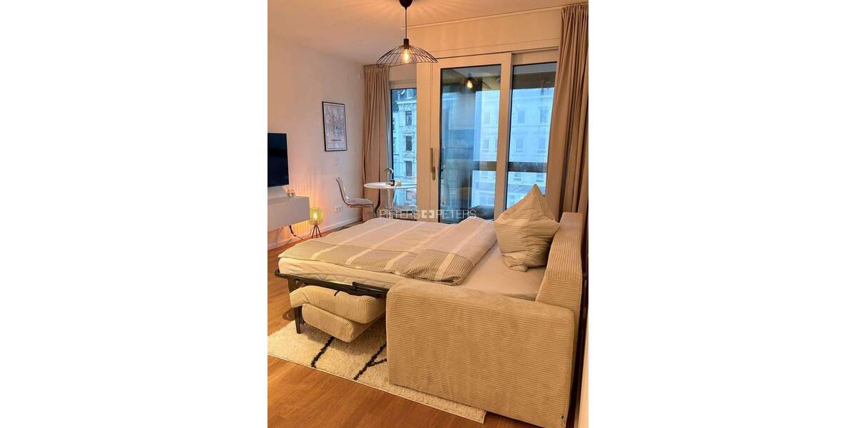 Koffer rein, fertig: 34 m² komplett möbliert - inkl. Waschtrockner & SmartTV 1 zimmer