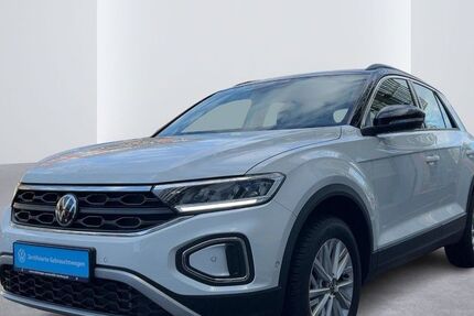 VW T-Roc 10.181 km 25.450 &euro; Hamburg 22111