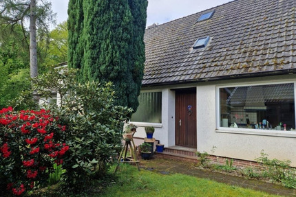 Haus Hoisdorf - 4 Zimmer, 164 m&sup2;, 1.900&euro; | Angebot:25226812