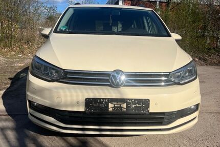 VW Touran 315.300 km 6.890 &euro; Hamburg 22045