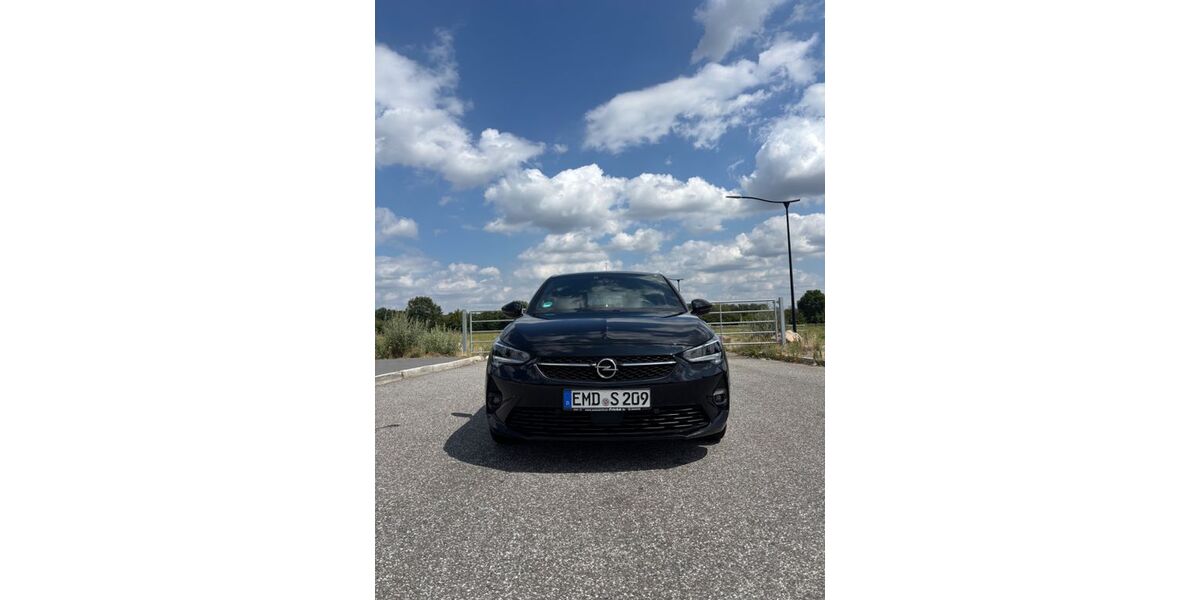 Opel Corsa 97.000 km 14.000 &euro; Hamburg 22175