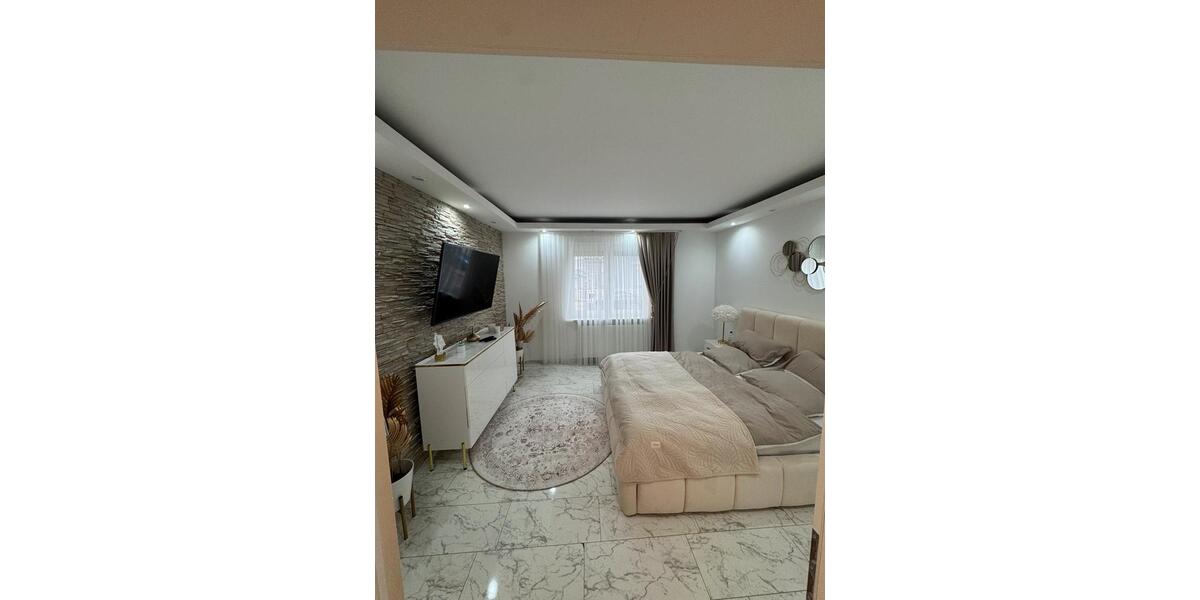 Erdgeschoßwohnung Hamburg Harburg - 3 Zimmer, 99 m&sup2;, 1.700&euro; | Angebot:26282101