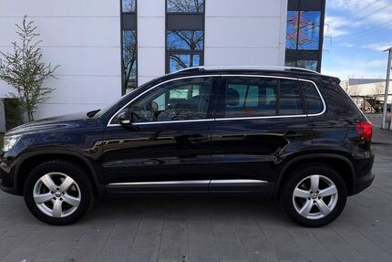VW Tiguan 165.260 km 7.900 &euro; Hamburg 21079