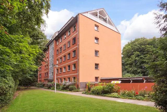 sanierte 3-Zi-Wohnung mit Tiefgarage in Geesthacht zu vermieten! 3 zimmer