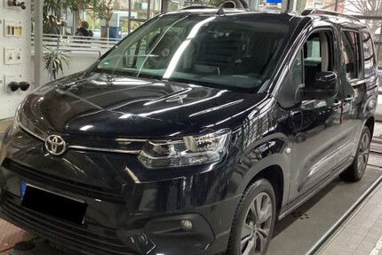 Toyota Proace City 21.102 km 29.850 &euro; Hamburg 22111